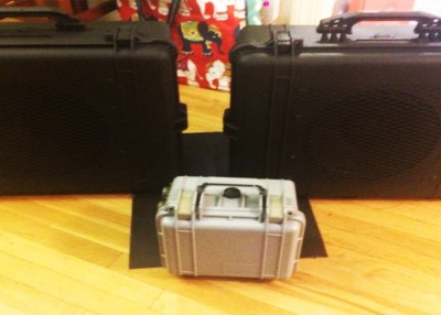 300w stereo indestructible 12in pelican case speakers