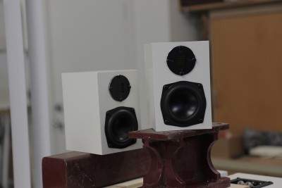 Mini bookshelf speakers