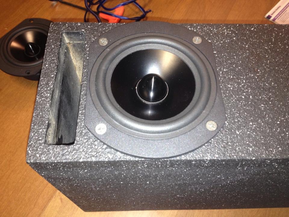 Small speaker for sales project