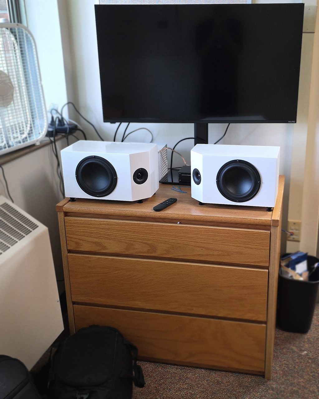 Dorm Room Bookshelf Speakers